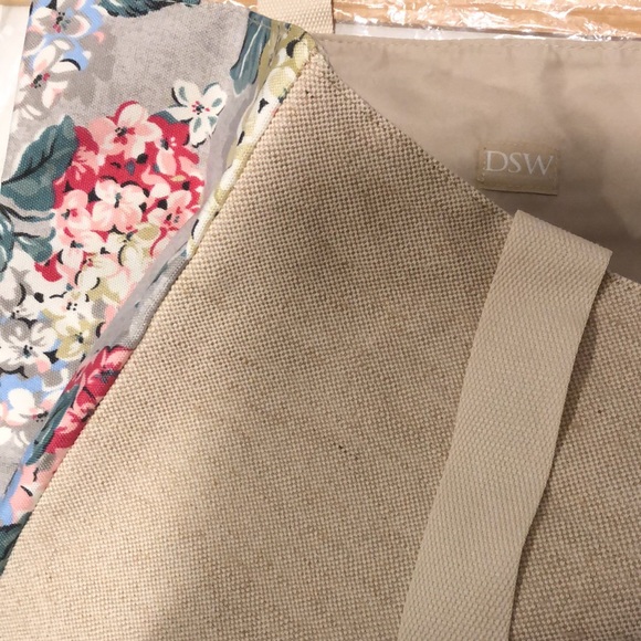 DSW Floral Print Tote Weekend Beach Gym Bag - Picture 10 of 11
